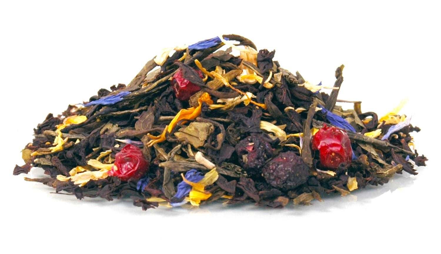 Lose Früchtetee-Mischung mit Beeren und Blüten, tee, tee-mischung, blätter, früchte, blumen