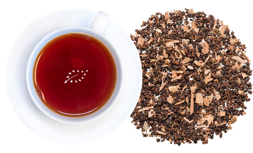 Weiße Tasse mit Kräutertee und losem Tee daneben, tee, tee_blätter, lose_blätter, braunen_ton, kaffee?