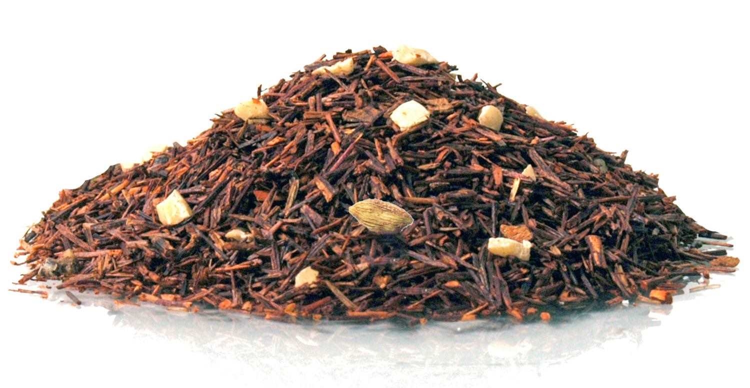 Haufen loser Rooibos-Tee mit Gewürzstücken, Kaffee-Duft, Kaffeegewürz, Kakaomischung, Schokoladenstückchen?, Kaffee
