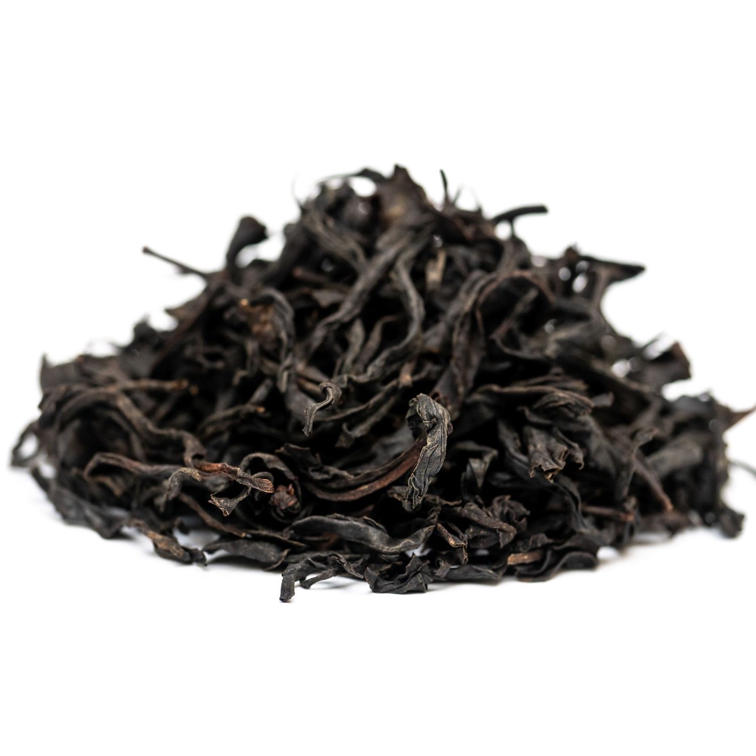 Nahaufnahme von losem schwarzem Tee, Tee-/Kellertee, Tee-Tees, Schwarz-Tee, getrocknet, Wakame-ähnlich