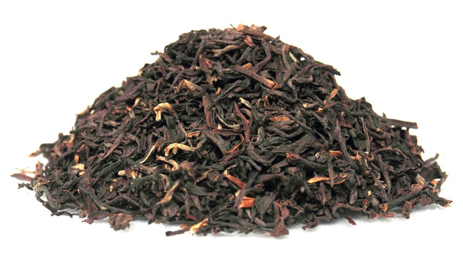 Haufen loser schwarzer Tee getrocknete Teeblätter, Tee, Schwarztee, lose Blätter, Tea?, Rooibos?