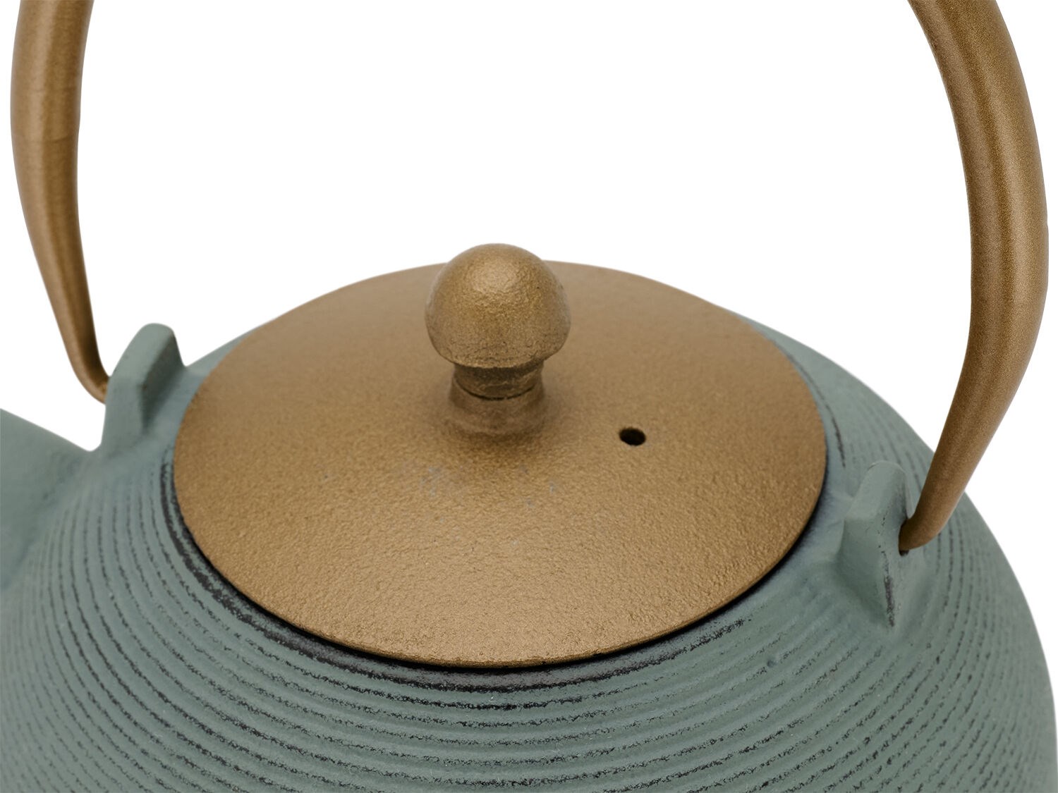 Detailansicht gusseiserne Teekanne mit goldenem Deckel und H, Kettle, Teesied, Gusseisen, Grünblau, Deckelknopf