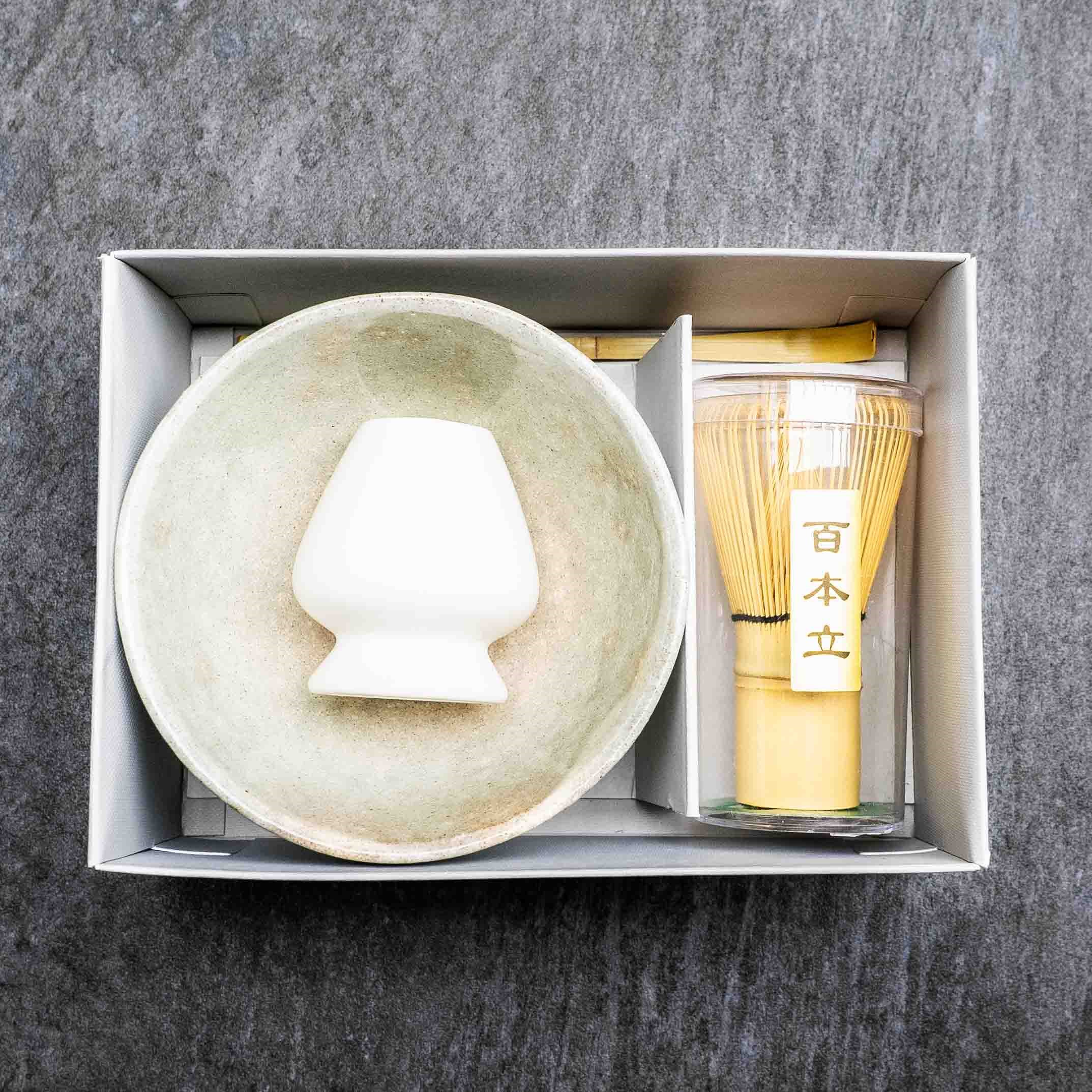 Hochwertiges Matcha-Set mit Teeschale und Bambusbesen, teebereiter, teeschale, rezepthyp, ink, kitchenware