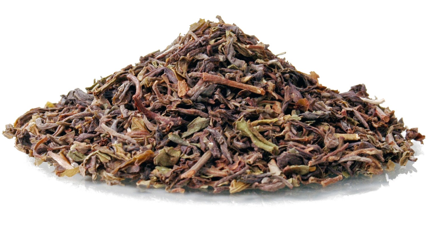 Haufen loser schwarzer Darjeeling-Teeblätter, Tee, Zerbrochene Blätter,  loser Tee, Braun-Grün, Kräuter-Mischung