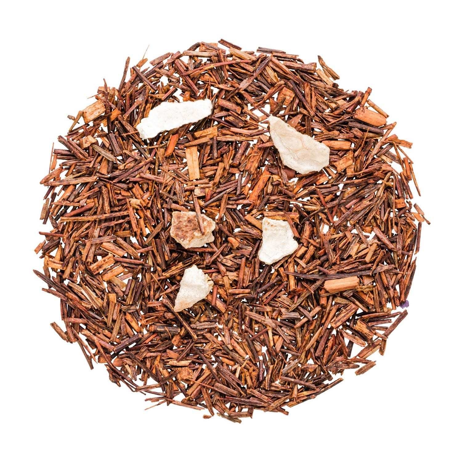 Nahaufnahme von losem Rooibos Tee mit Fruchtstücken, Rooibos, Geschnittenes Tee, Rotbraun, Kräutertee, Stücke
