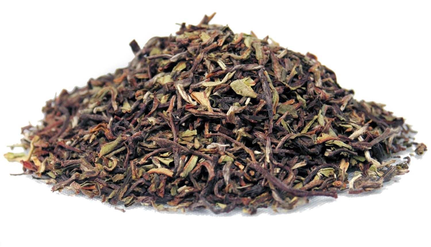 Haufen loser Darjeeling Schwarztee Blätter, tee, tee-blätter, kräutertee, lose-blatt, bunte mische