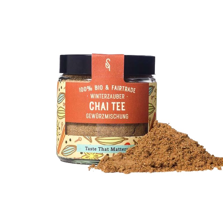 Jar of Organic Chai Tea Spice 40 g by SoulSpice, aromatic organic spice blend for masala chai, with spilled spice powder