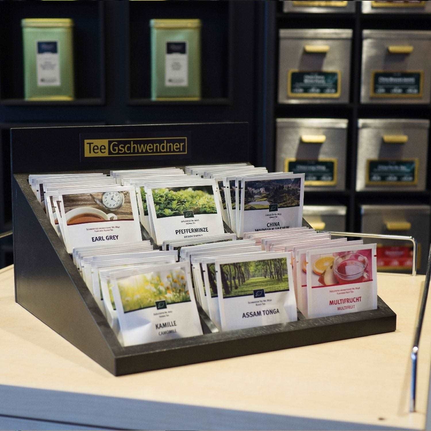 Auswahl einzelner Tee Gschwendner Teebeutel im Display, tee, tee-beutel, auswahl geschmacksrichtungen, geschenk displays, probiertray